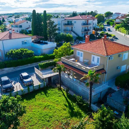 Tiny House In Krk Center Apartment